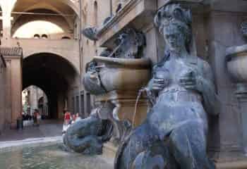 Walking Guided Tour of Bologna