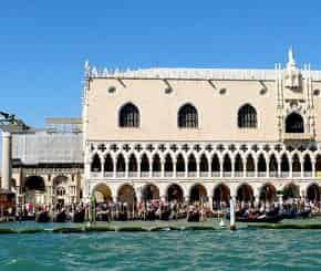 Guided tour in Palazzo ducale