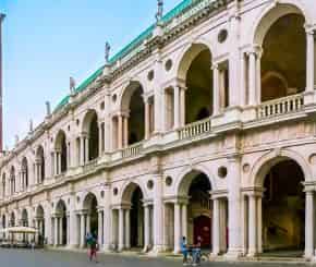 Guided walking Tour of Vicenza