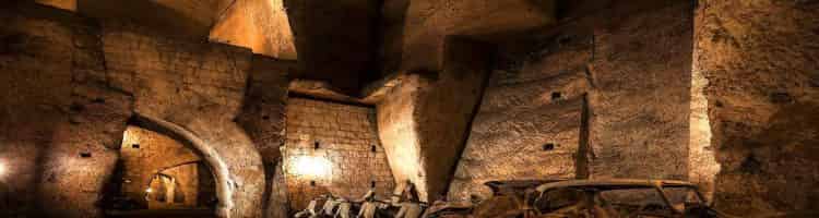 The walking tour and guided tour of Underground Naples is suitable for those who want not only to know the visible part of the Campania capital