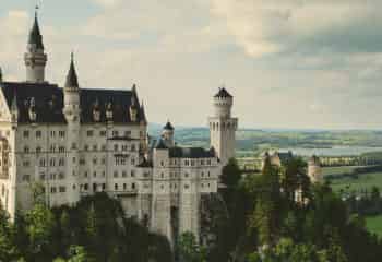 Neuschwanstein Castle Walking Tour from Munich